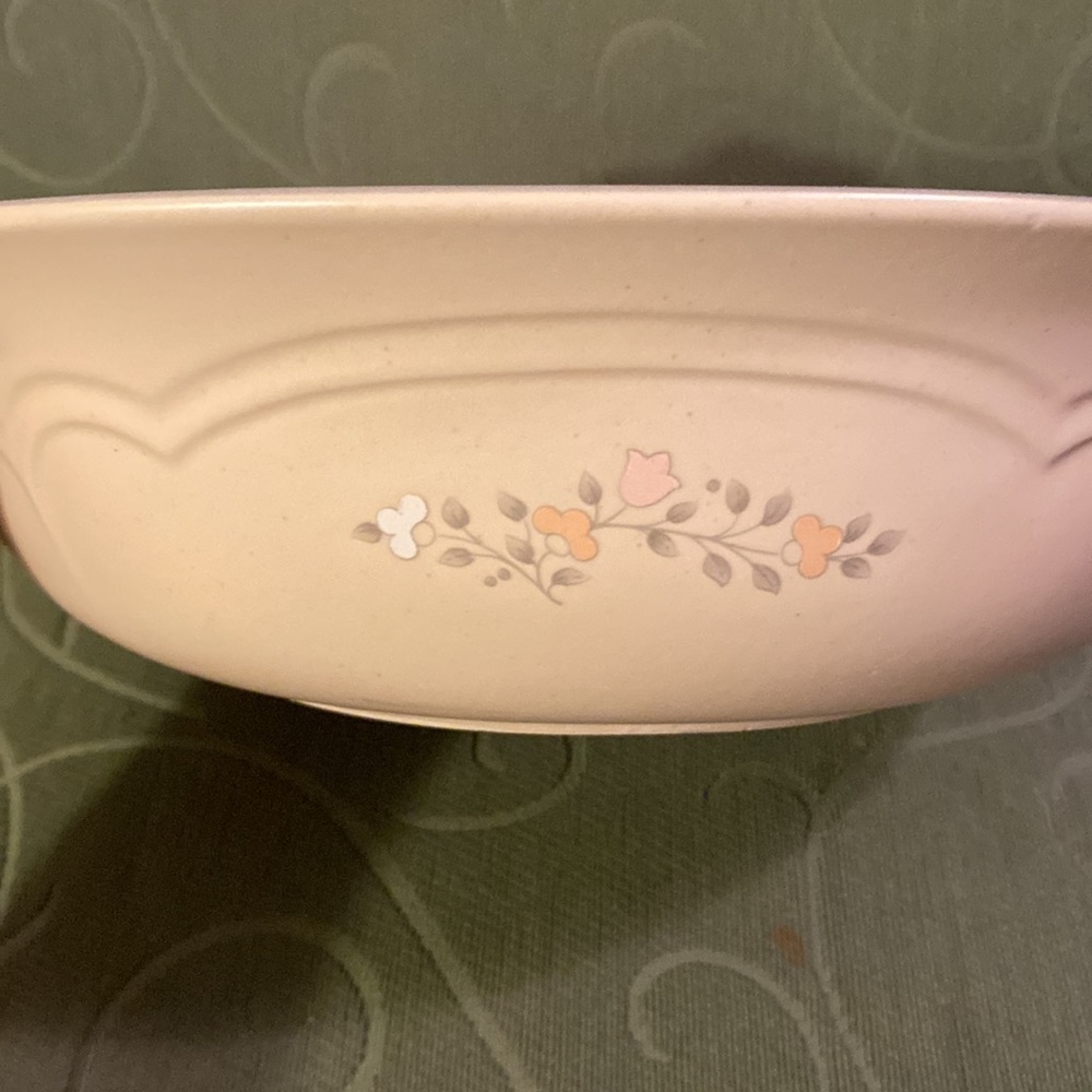 Pfaltzgraff Remembrance 11β large salad serving bowl - Picture 3 of 4
